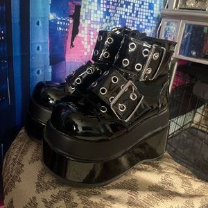 NEVER BEEN WORN DOLLS KILL DEMONIAS